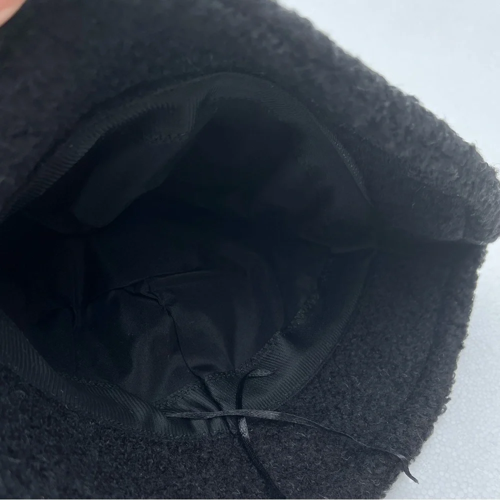 Daisy Flower Fuzzy Felt Like Black Bucket Hat NEW Deadstock